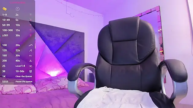 CatalinaBlaze online show from April 2026 11:59:02 PM