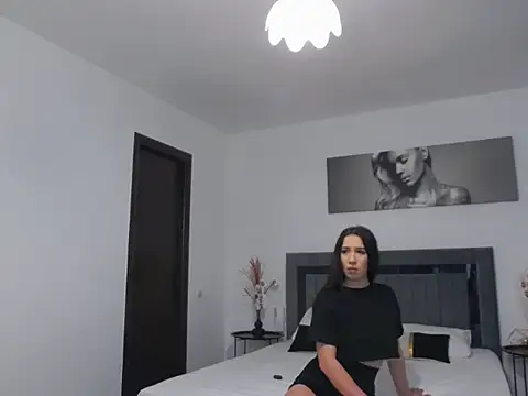 Snapshot of I_amSis chatting on March 2026 04:07:02 PM I amSis online show from March 2026 04:07:02 PM