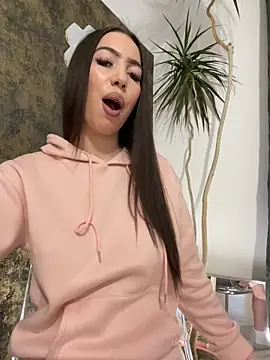 Snapshot of I_amSis chatting on April 2026 01:56:01 PM I amSis online show from April 2026 01:56:01 PM