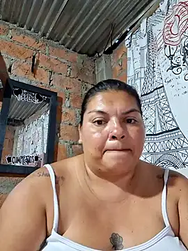 Snapshot of Juli_Powl chatting on February 2026 11:11:02 PM Juli Powl online show from February 2026 11:11:02 PM