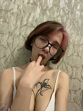 analcutie online show from February 2026 01:34:01 AM