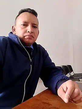 Hachi28 online show from April 2026 12:04:01 PM