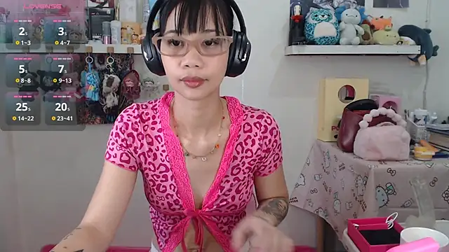 GloryKulikowski online show from March 2026 02:15:01 AM