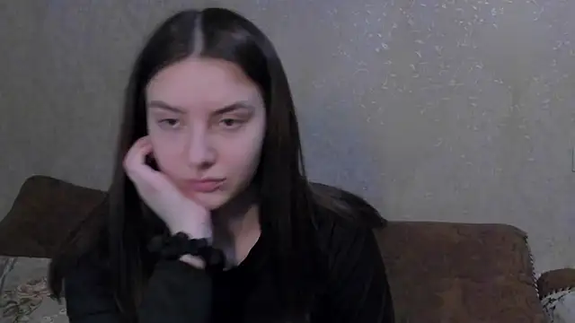 love lina muuur online show from March 2026 06:15:02 PM