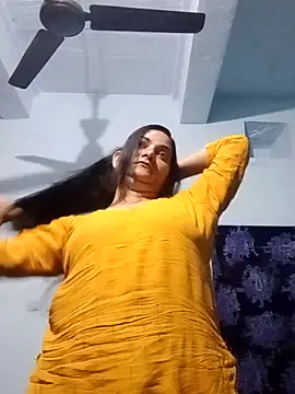 Snapshot of Anushka_Singh0 chatting on February 2026 04:29:01 PM Anushka Singh0 online show from February 2026 04:29:01 PM