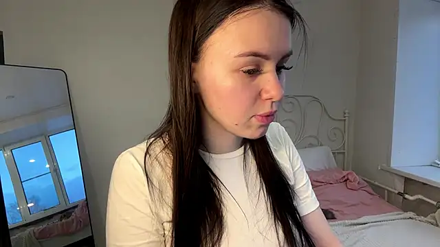 Salamandravantelo online show from March 2026 03:09:02 PM