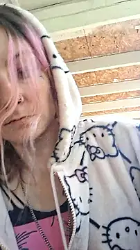 issyamazin online show from May 2026 06:25:01 PM