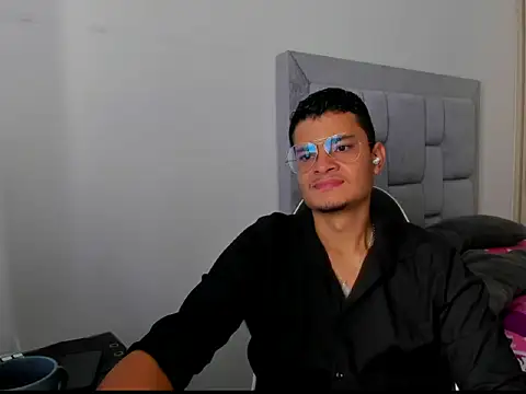 FredericSloan online show from February 2026 03:56:02 PM