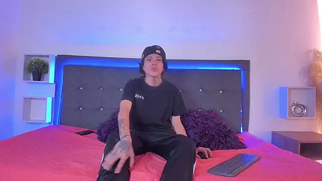 Ale cuzz online show from March 2026 03:04:01 PM