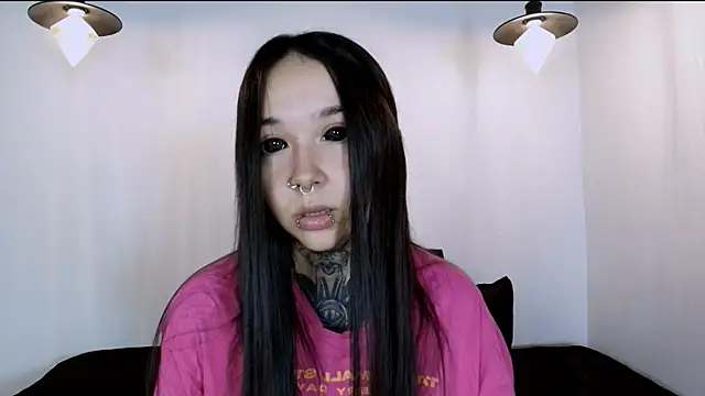 Snapshot of alien_eyes09 chatting on July 2026 01:04:02 AM alien eyes09 online show from July 2026 01:04:02 AM