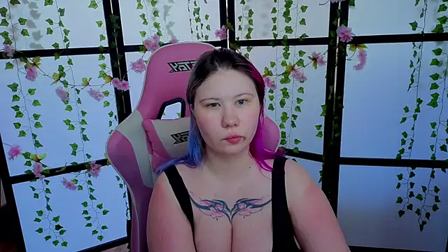 Snapshot of kitsune_little chatting on July 2026 09:45:01 AM kitsune little online show from July 2026 09:45:01 AM