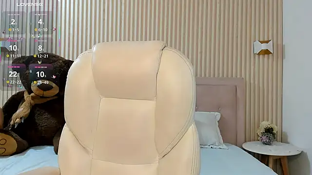 Snapshot of Aitana_zaid chatting on February 2026 12:01:02 PM Aitana zaid online show from February 2026 12:01:02 PM