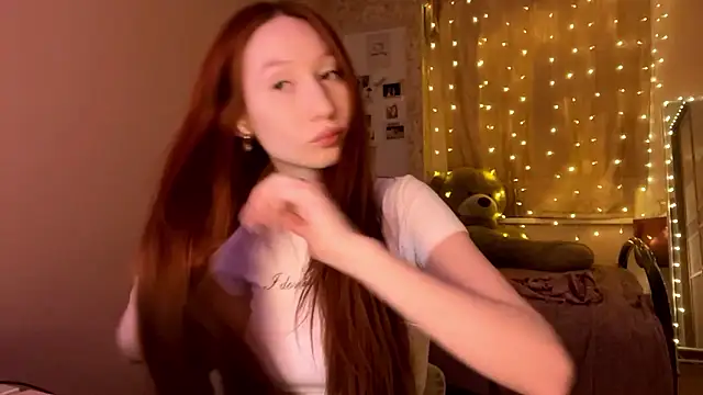 stella foxi online show from March 2026 04:09:01 PM