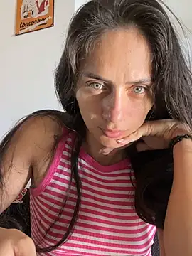 maiteonlyx online show from March 2026 11:02:01 AM