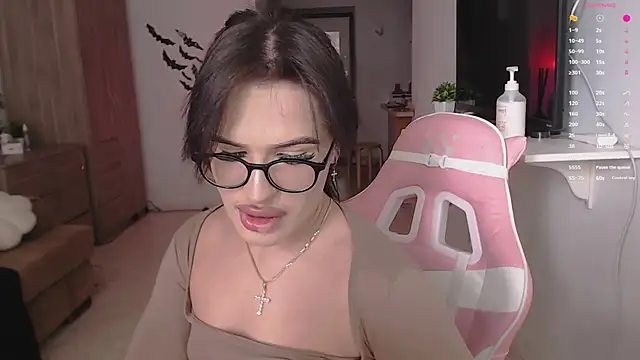 Snapshot of ShayL1sse chatting on February 2026 10:36:02 AM ShayL1sse online show from February 2026 10:36:02 AM