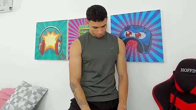 Thomas walker14 online show from April 2026 01:26:01 PM