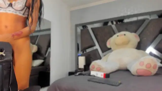 ElektraBomdans online show from February 2026 03:49:02 AM