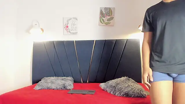 kleiver cum18 online show from March 2026 06:37:01 PM