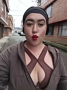 Freckless  online show from April 2026 07:32:01 PM