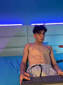 abrilandjulian online show from March 2026 12:01:02 PM