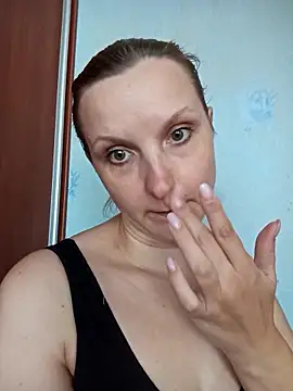 SusanGold9211 online show from March 2026 09:46:01 AM