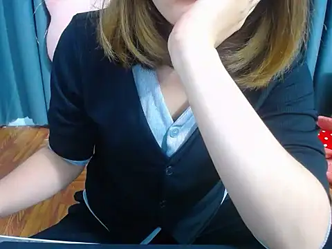 Snapshot of Lunababty chatting on February 2026 08:24:01 AM Lunababty online show from February 2026 08:24:01 AM