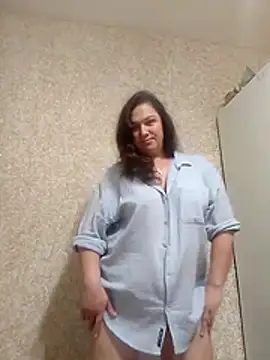 Susan8421 online show from April 2026 08:56:01 PM