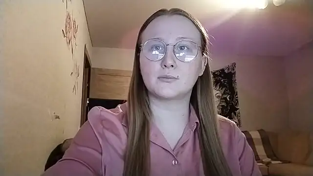 AnikaLipps online show from March 2026 06:08:01 PM