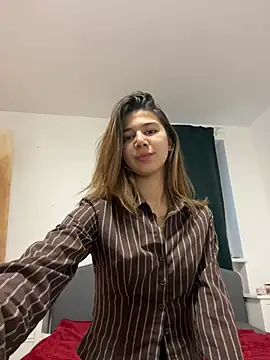 KiraVixenSweet online show from February 2026 04:29:01 PM