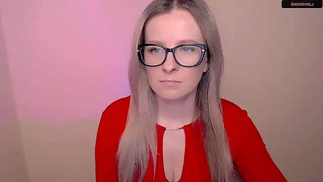 AnnePeach online show from April 2026 04:44:01 PM