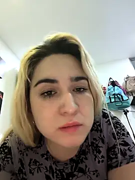 violet-grey online show from April 2026 01:39:01 AM