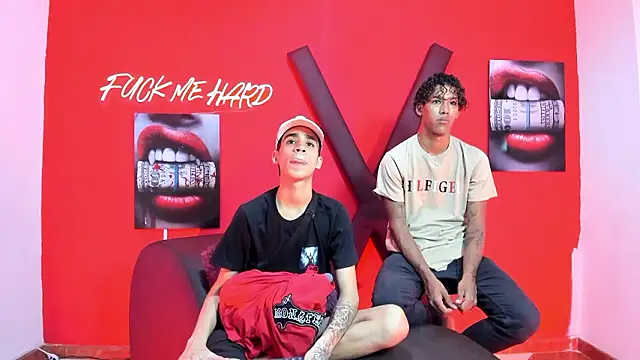 Snapshot of GREEN_BOYS chatting on February 2026 07:51:01 AM GREEN BOYS online show from February 2026 07:51:01 AM