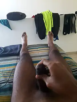 isuru lakshan online show from February 2026 12:01:01 PM