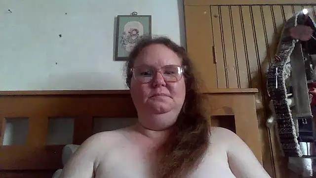 Snapshot of naughty_queen1 chatting on April 2026 07:26:01 PM naughty queen1 online show from April 2026 07:26:01 PM
