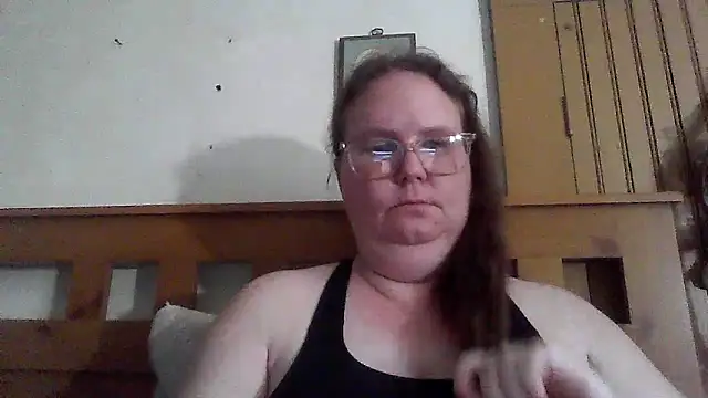 Snapshot of naughty_queen1 chatting on May 2026 08:06:01 PM naughty queen1 online show from May 2026 08:06:01 PM