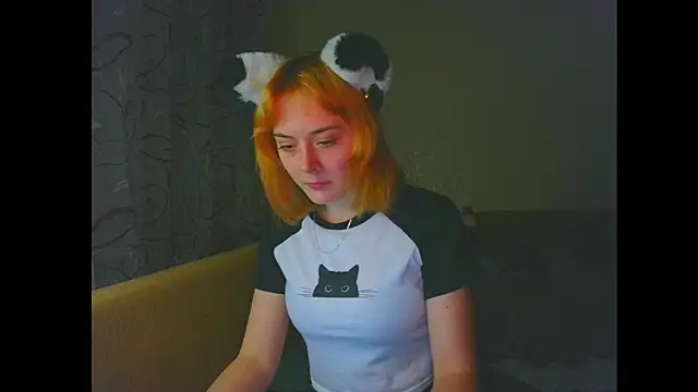 Little fox404 online show from February 2026 07:32:02 PM