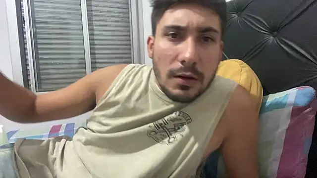 Snapshot of Heytincho chatting on February 2026 03:49:02 AM Heytincho online show from February 2026 03:49:02 AM