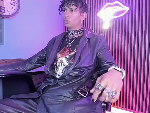 Snapshot of Maximoking26 chatting on March 2026 04:19:01 AM Maximoking26 online show from March 2026 04:19:01 AM