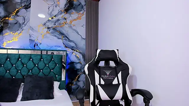 badangeloficial  online show from February 2026 07:22:01 PM