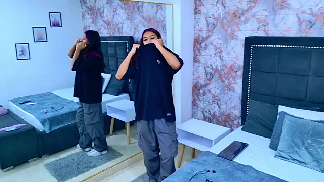 Snapshot of Raven_Gloomy chatting on March 2026 12:23:01 PM Raven Gloomy online show from March 2026 12:23:01 PM