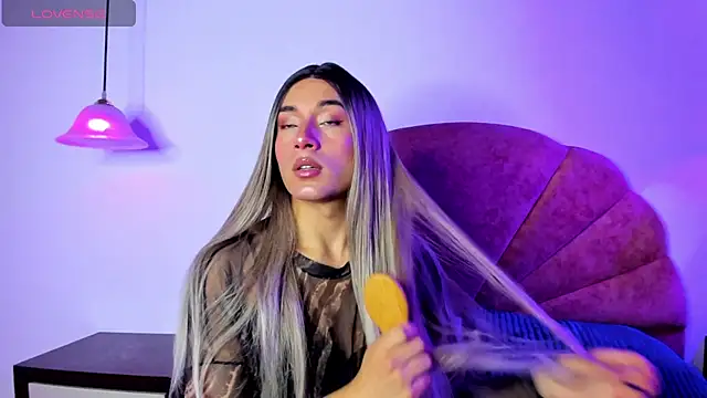 Snapshot of brihanna-young chatting on March 2026 12:44:01 PM brihanna-young online show from March 2026 12:44:01 PM