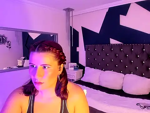 sara gray   online show from March 2026 05:30:02 PM