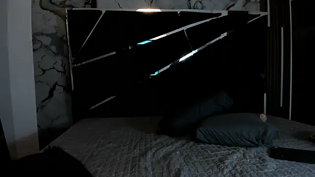 Couple In Heat online show from April 2026 07:52:02 PM