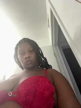 Snapshot of ShortcakeMochaa chatting on May 2026 11:31:02 AM ShortcakeMochaa online show from May 2026 11:31:02 AM