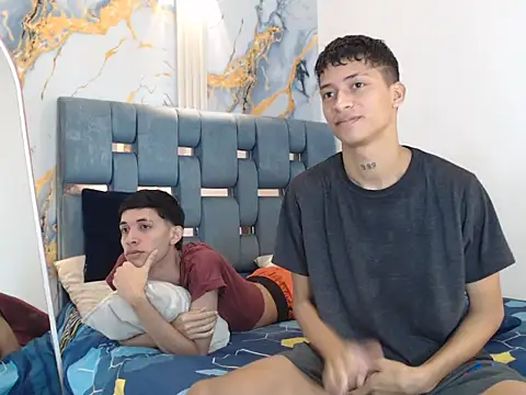 Snapshot of GOLD_BOYS chatting on February 2026 01:23:01 PM GOLD BOYS online show from February 2026 01:23:01 PM