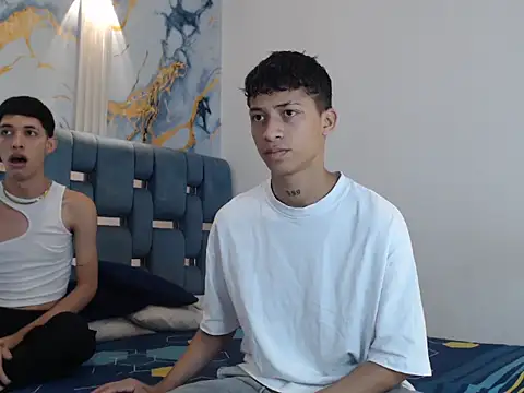 Snapshot of GOLD_BOYS chatting on February 2026 01:21:01 PM GOLD BOYS online show from February 2026 01:21:01 PM