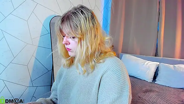 Snapshot of luna_c0ra chatting on March 2026 01:07:02 AM luna c0ra online show from March 2026 01:07:02 AM