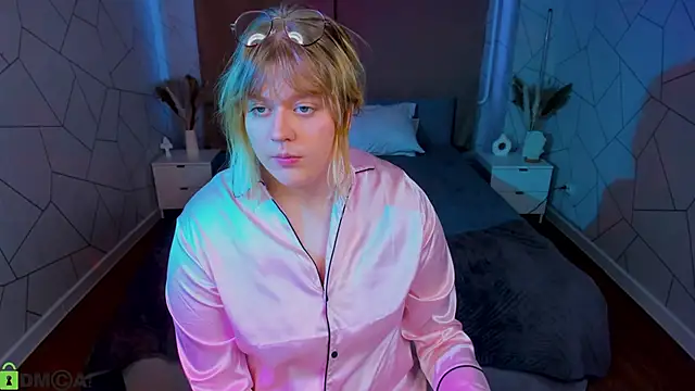 luna c0ra online show from March 2026 01:11:02 AM