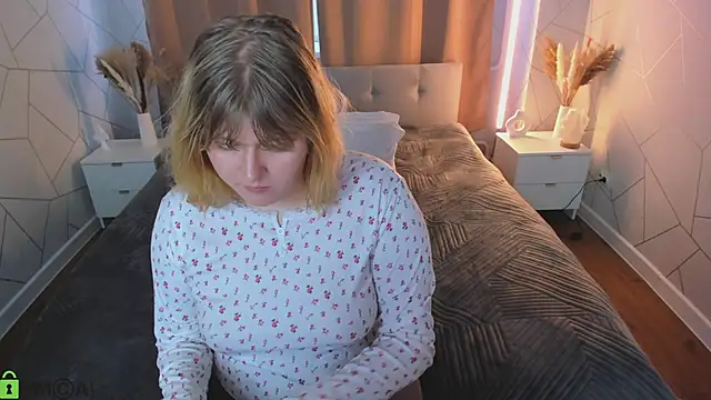 luna c0ra online show from March 2026 08:26:33 AM