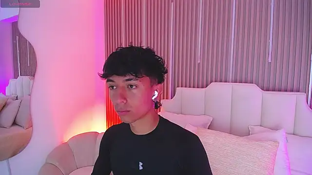 Aiden Rivers  online show from March 2026 12:44:02 PM